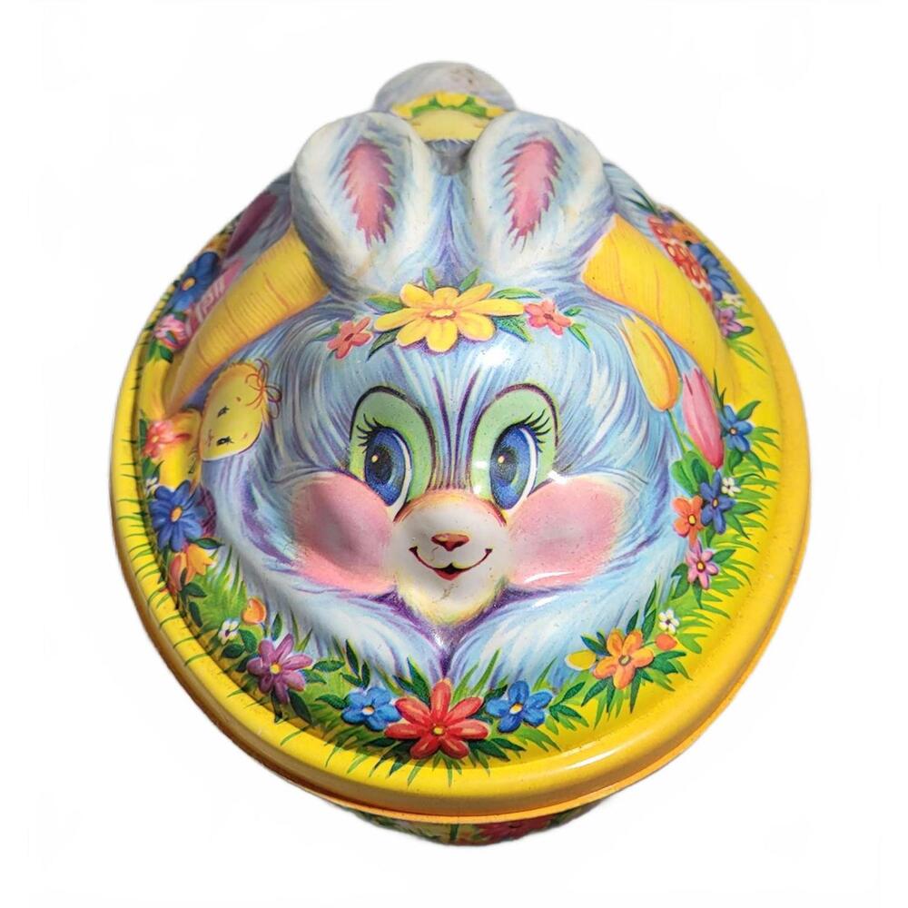 Vintage 1970s Easter Bunny Rabbit Molded Candy Bowl Container - 3D Lid